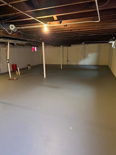 Building Photo - 266 Madison Ave