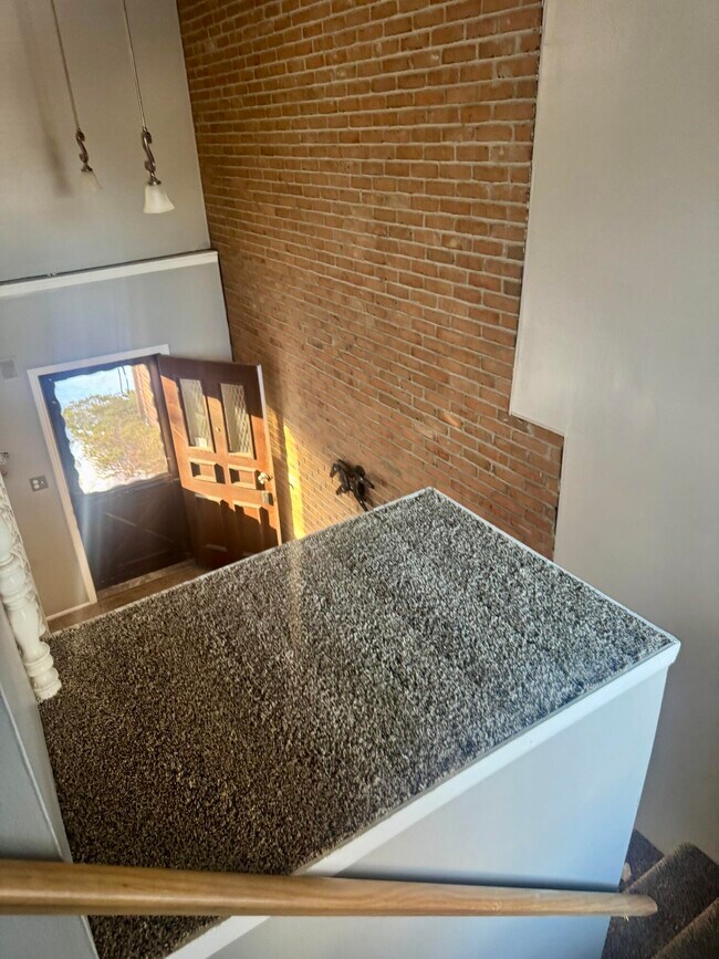 Building Photo - 5065 N Crooks Rd