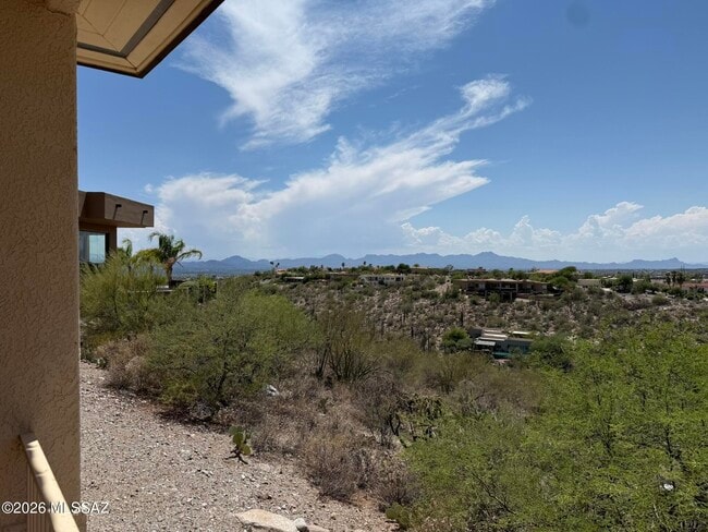Building Photo - 6141 N Paseo Zaldivar