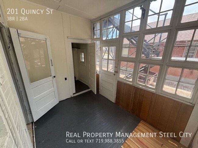 Building Photo - 201 Quincy St