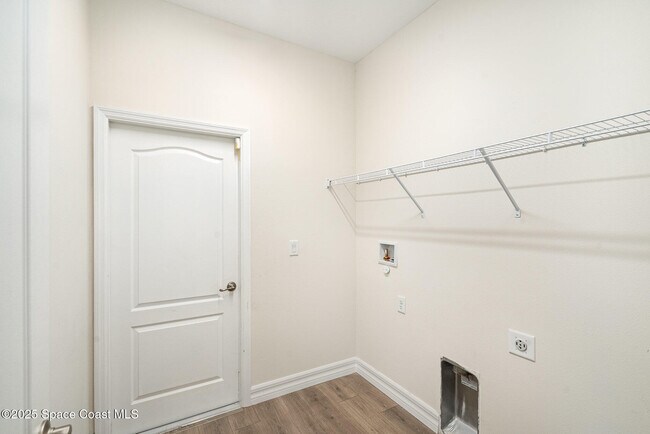 Building Photo - 1085 Caligula Ave SE