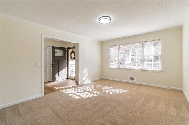 Building Photo - 905 Tanglewood Trail