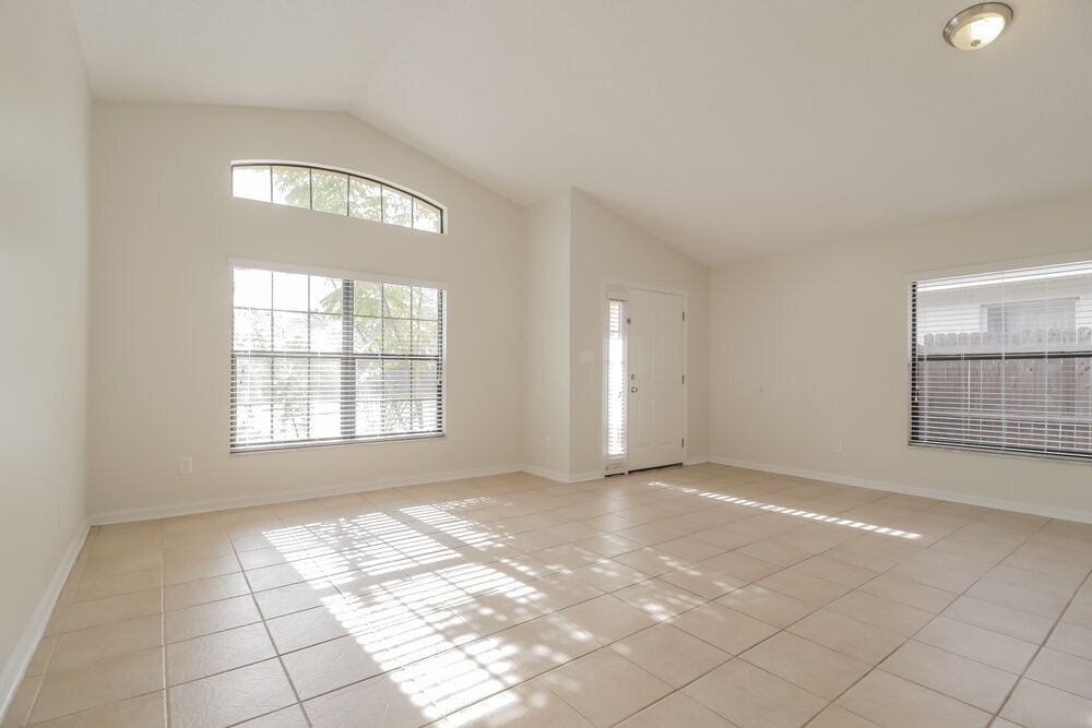 Building Photo - 911 Brightview Dr