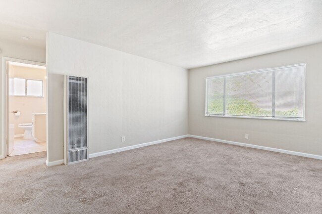 Building Photo - Cozy 1-Bed Oakland Apartment: San Leandro ...