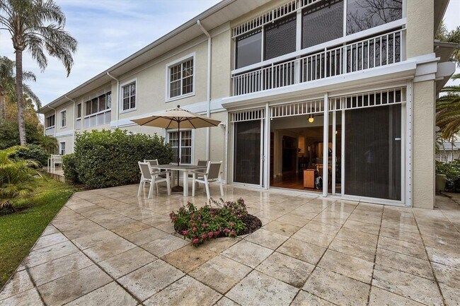 Building Photo - 3510 54th Dr W