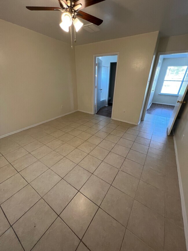 Building Photo - 12507 Thistle Creek Ct