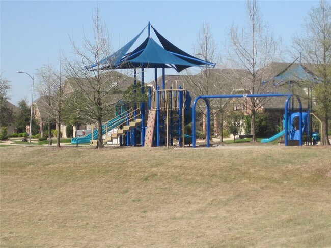 Building Photo - 24670 Folkstone Cir