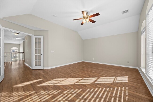 Building Photo - 11118 Sprucedale Ct