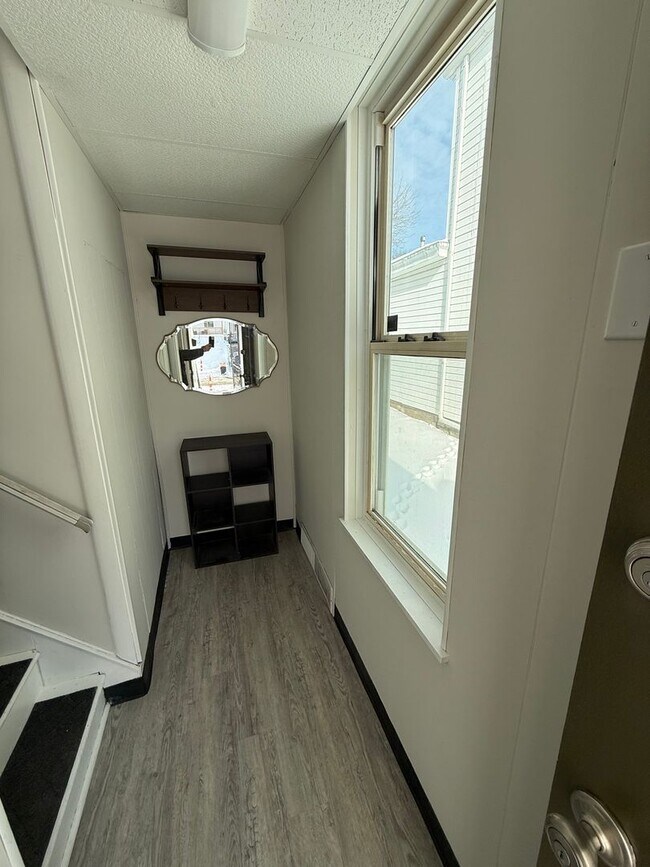 Building Photo - NORWOOD- Cute 2 bedroom 1.5 baths with fenced yard