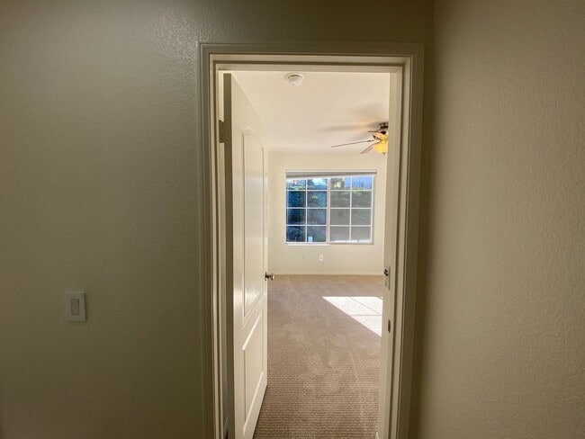 Building Photo - Gorgeous 4 Bedroom Carlsbad Home With A Stunning View and Solar!