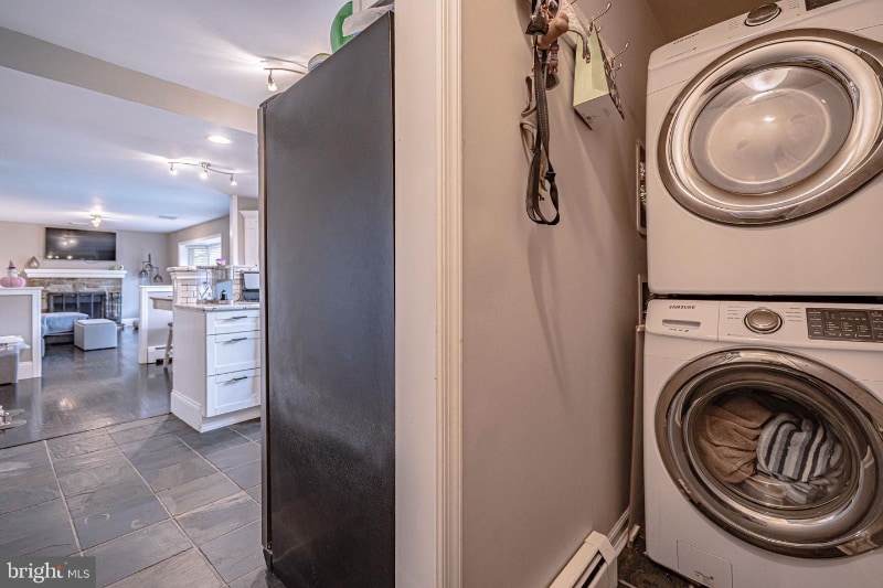 Building Photo - 41 Roosevelt Blvd