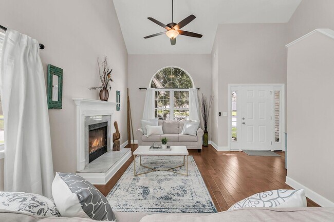 Building Photo - 339 Mt Royall Dr