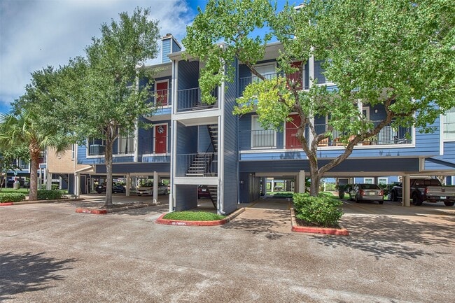 Primary Photo - 18511 Egret Bay Blvd