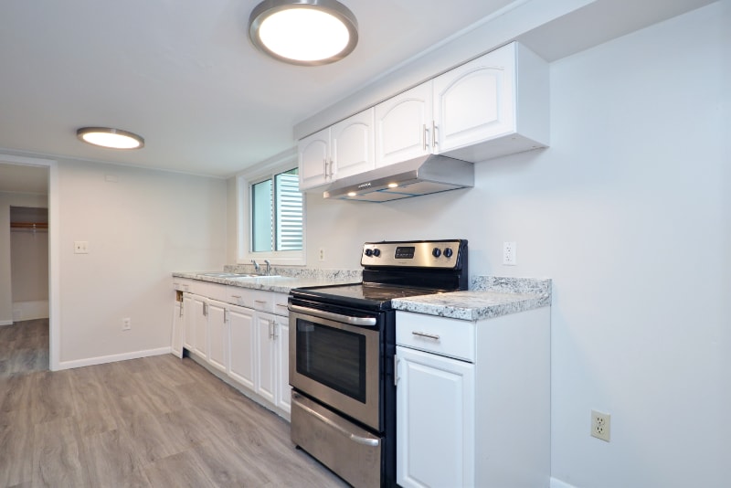 Building Photo - 1366 Pascal St