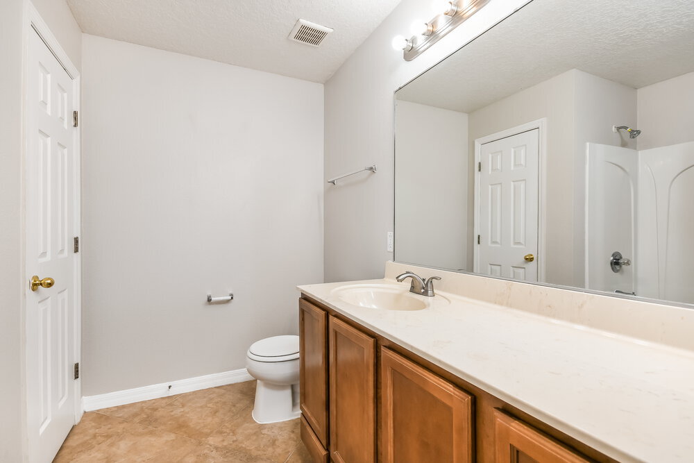 Building Photo - 2117 Fleet Ct