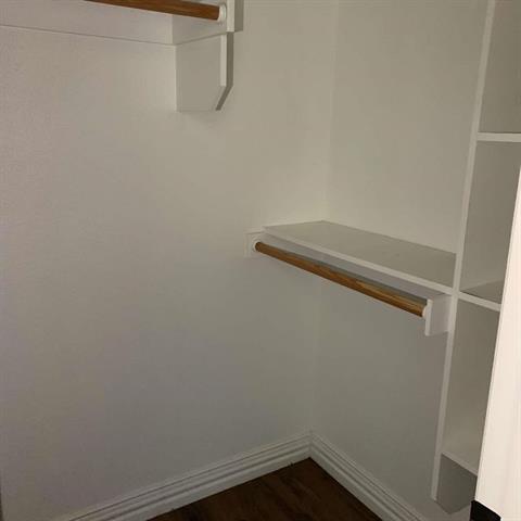 Building Photo - 409 Maple Row