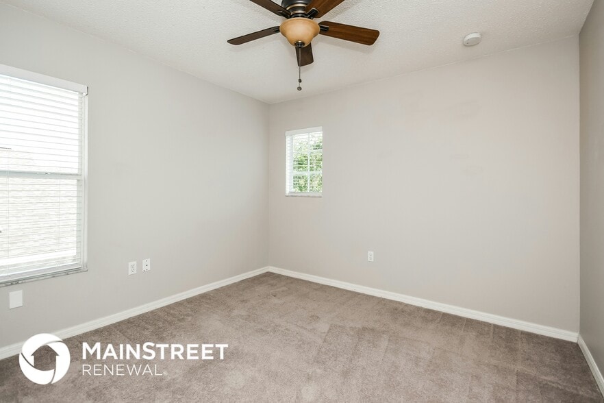 Building Photo - 1170 Creekview Ct