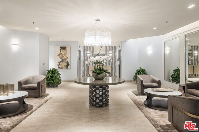 Building Photo - 2122 Century Park Ln