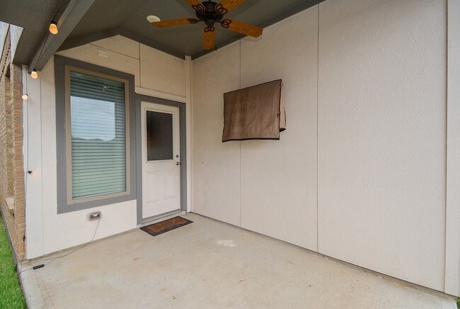 Building Photo - 26523 Hypatia Trace