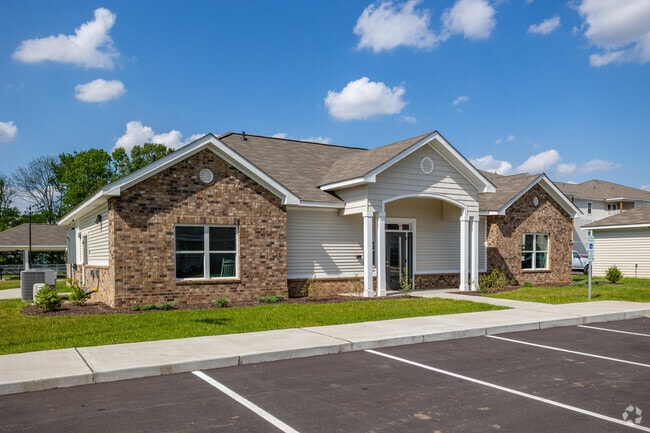 Leasing Office - Sumner Pointe