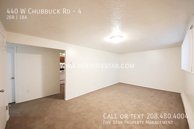 Primary Photo - 440 W Chubbuck Rd