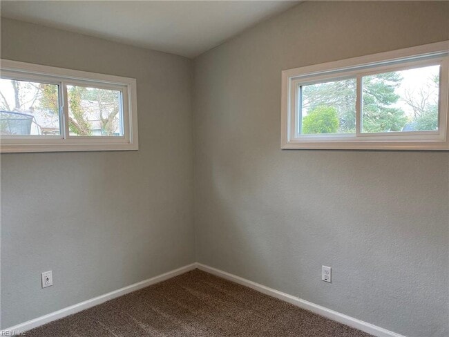 Building Photo - 1013 Choctaw Ct