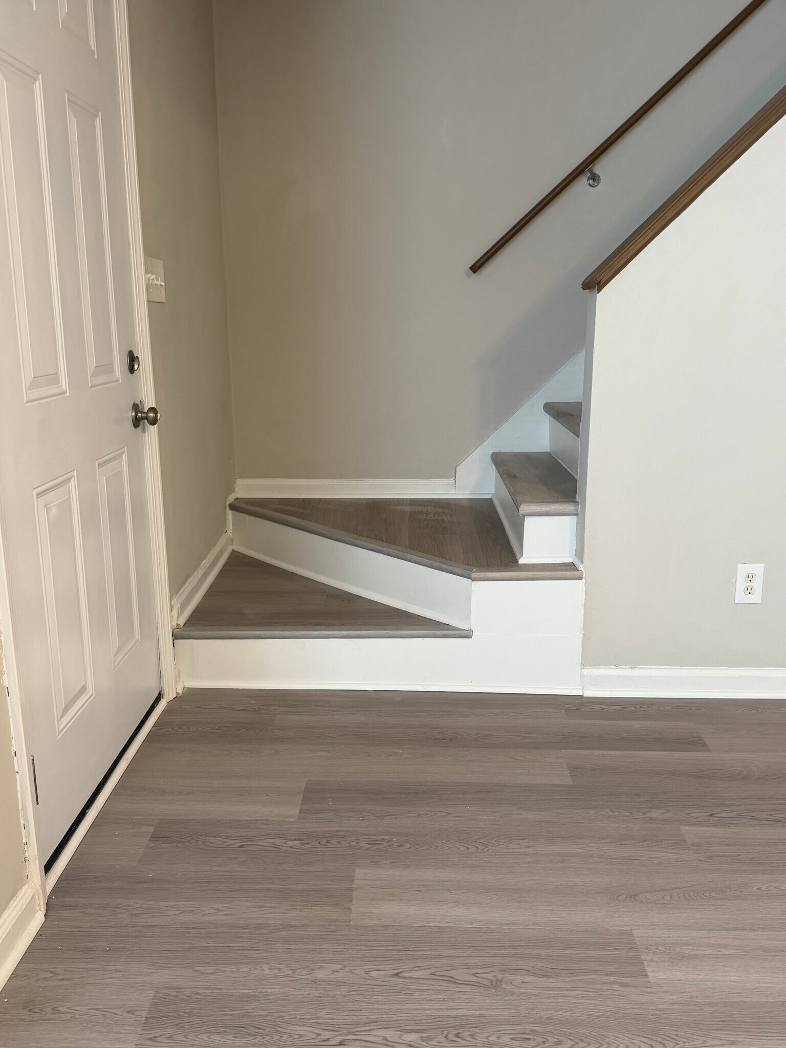 Building Photo - 3690 Stephanie Ct