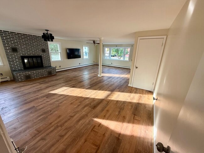 Building Photo - 79 Elida Ct