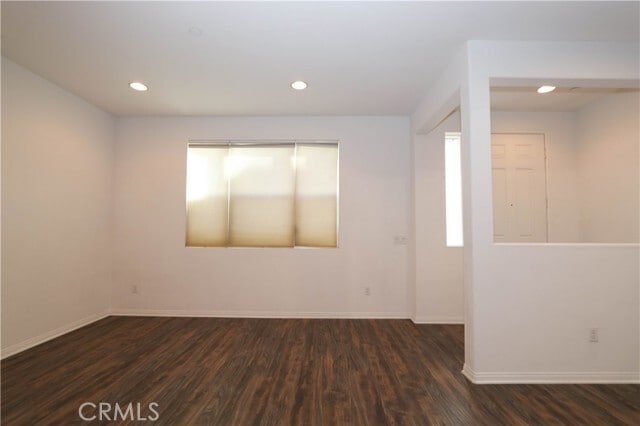 Building Photo - 163 E Commercial St