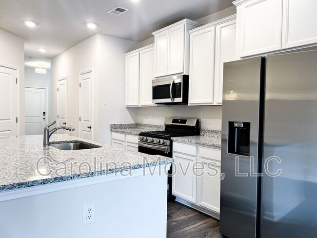 Building Photo - 15 Apollo View Ln