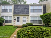 Building Photo - 153 Governors Rd