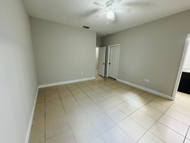 Building Photo - Spacious 4BR/2BA Home with Modern Upgrades – Rent Ready!!!