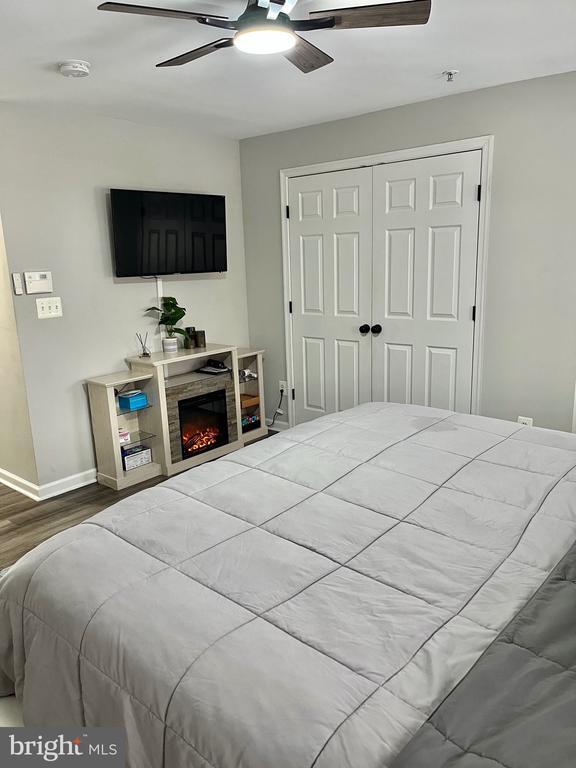 Building Photo - 12310 Rollys Ridge Ave