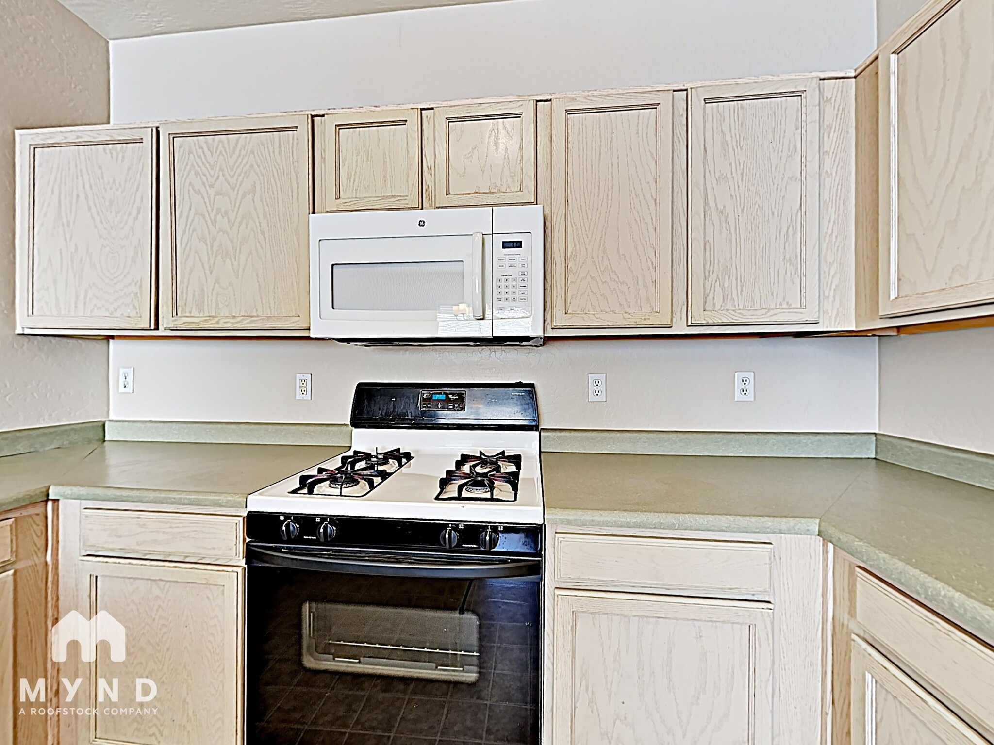 Building Photo - 11178 W Granada Rd