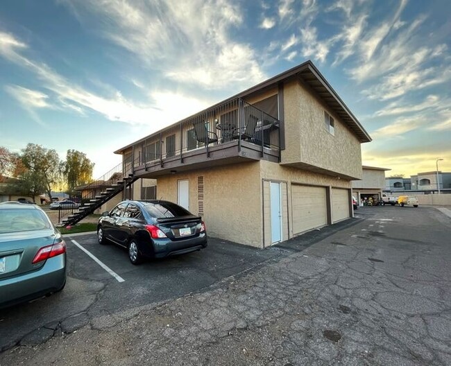 Building Photo - ONE MONTH FREE! Eligible applicants may qualify for a $0 MOVE-IN DEPOSIT, subject to credit appro...