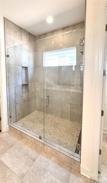 Building Photo - 4649 Kobus Ct.