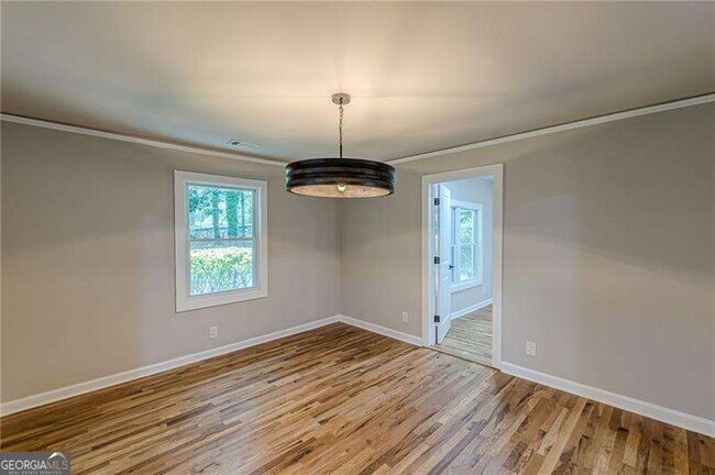 Building Photo - 1624 Dodson Dr SW