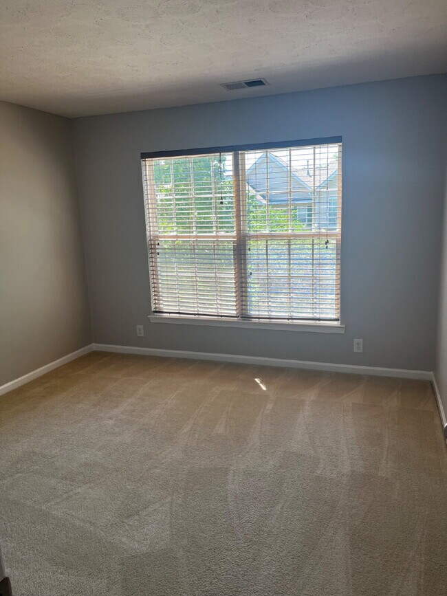 Building Photo - Charming 2 Bed, 2.5 Bath Townhouse in Nashville - Perfect Rental Opportunity!
