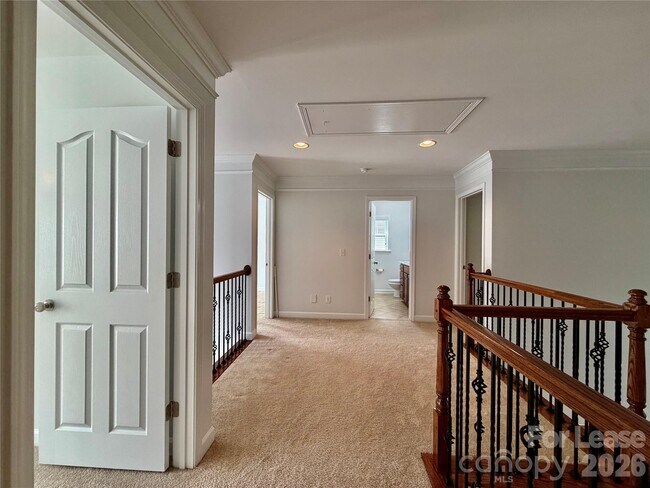 Building Photo - 9416 Segundo Ln