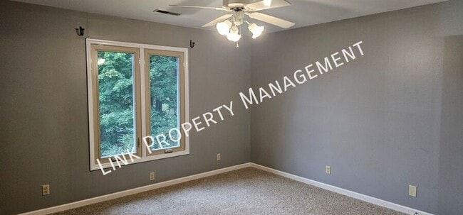 Building Photo - 7701 Elizabeth Way Dr