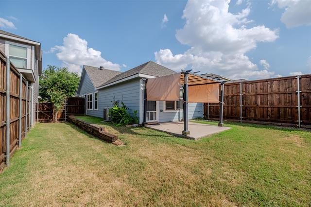 Building Photo - 844 Village Point Ln