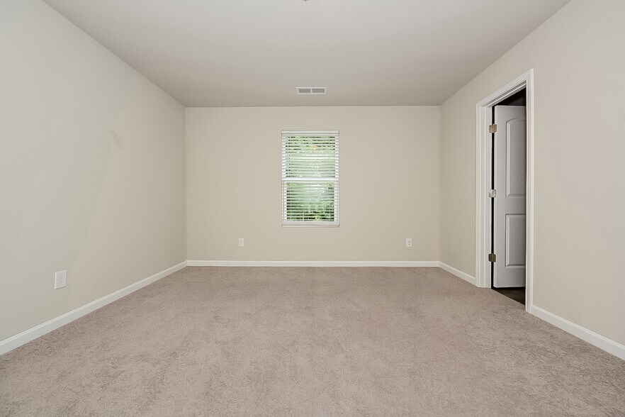 Building Photo - 142 Cold Creek Pkwy