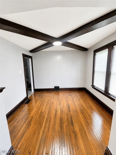Building Photo - 3954 E 41st St