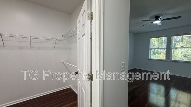 Building Photo - 6475 Greenland Chase Blvd