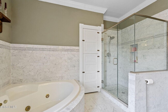 Building Photo - 69 Union Ave