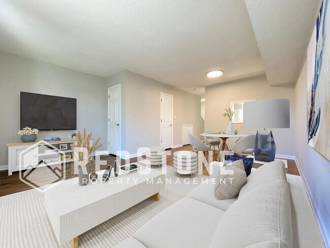 Building Photo - 727 S Broad St