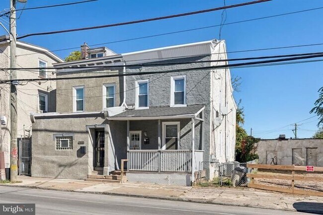 Primary Photo - 6007 E Wister St