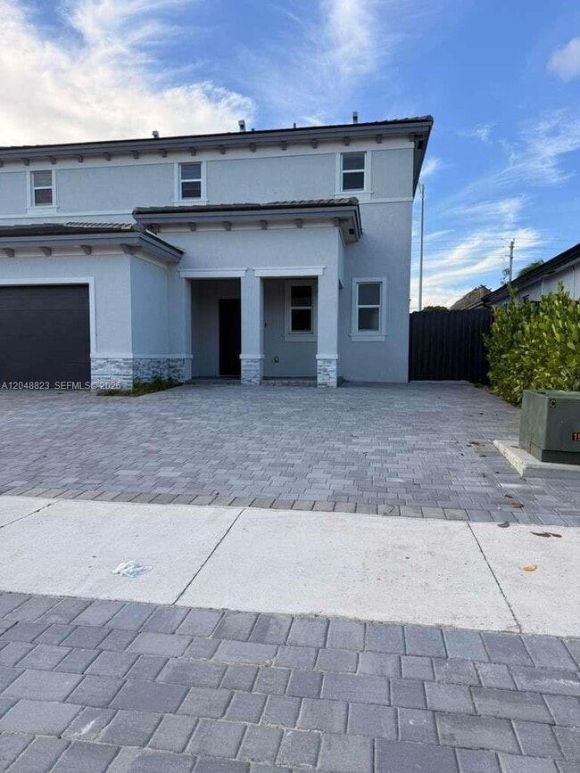 Building Photo - 13623 SW 184th Ter