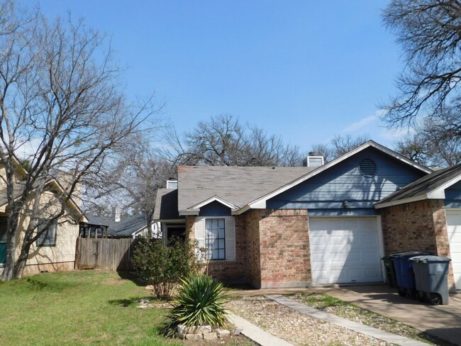 Primary Photo - 2606GARR