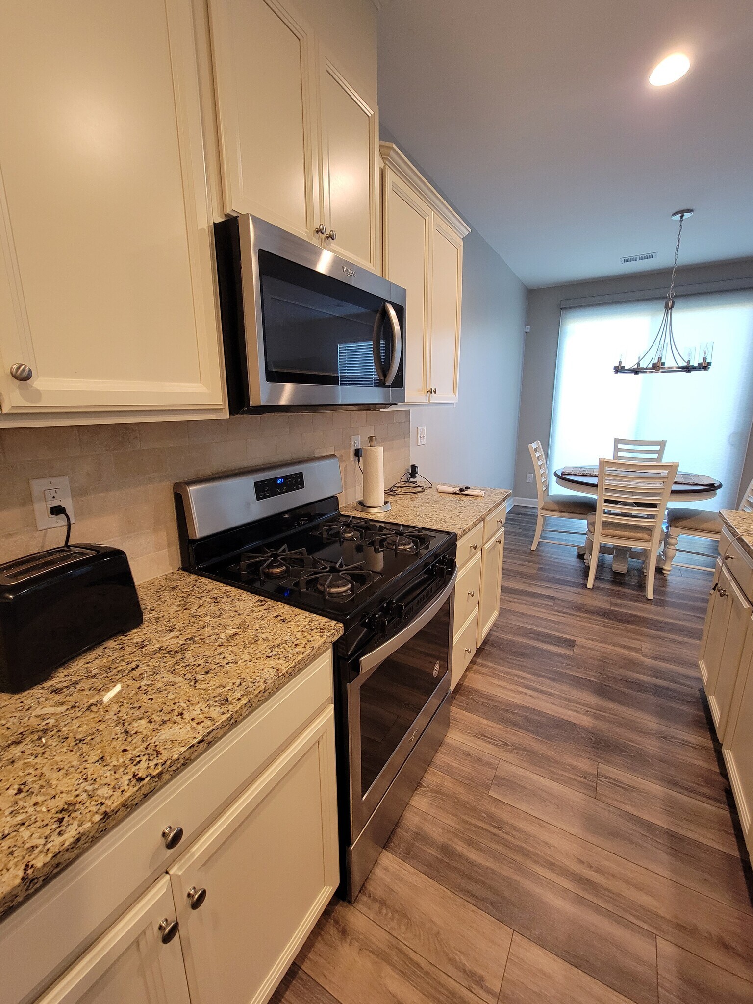 Building Photo - 5806 Clan Maclaine Dr